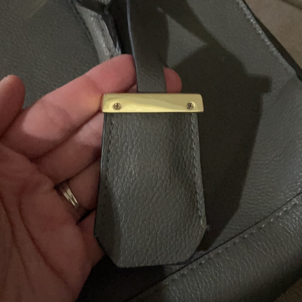 Merona Grey Medium purse structured excellent used condition gold hardware‎ - Picture 6 of 8
